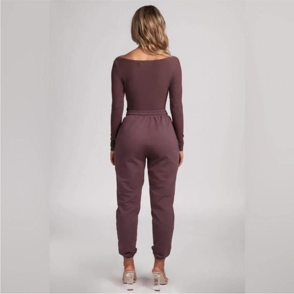 Meshki Malene V-Neck Ribbed Bodysuit Mauve - Picture 3 of 3